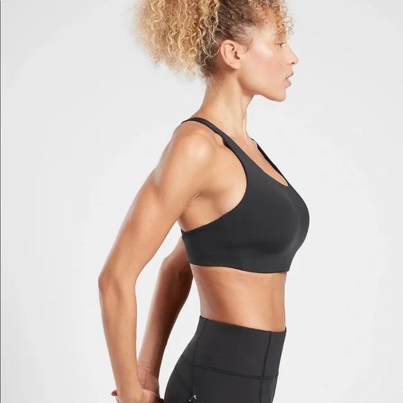 34F Athleta Black Racer Back Sports Bra - Picture 2 of 5